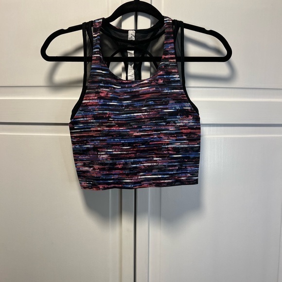 Lululemon Break Free Crop Tank With Built In Mesh Fabric Bra Size 6 - Picture 1 of 5